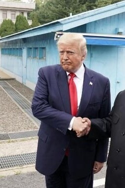 Donald Trump and the North Korean Leader Walk on North Korean Soil / Trump Becomes the First U.S. President to Enter North Korea + Video