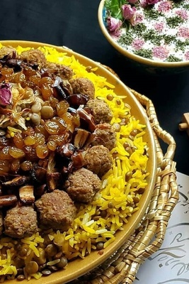 Simple Recipe for Lentil Rice with Meatballs – See the Rich Colors and Flavors of Iranian Cuisine! + Video