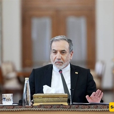 Araghchi Issues Key Update on Strait of Hormuz Reopening; One Condition Remains