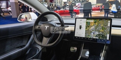 Driving in 2025: How Crazy Is It? You Won’t Believe Tesla Does This on Its Own!