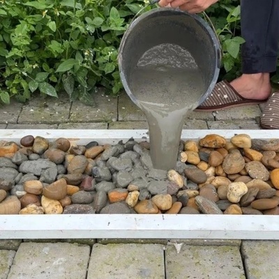 A Chinese Artist’s Remarkable Creativity in Making Vases from Cement and Pebbles + Video