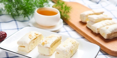 How to Make Delicious and Nutritious Almond Meringue Cookies