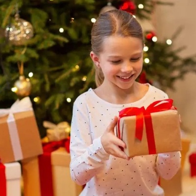 Gift-Giving Etiquette Children Should Learn