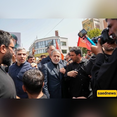 Top Iranian Diplomat Pays Tribute at Majestic Funeral for Fallen Commanders