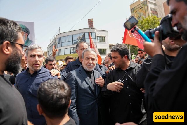 Top Iranian Diplomat Pays Tribute at Majestic Funeral for Fallen Commanders