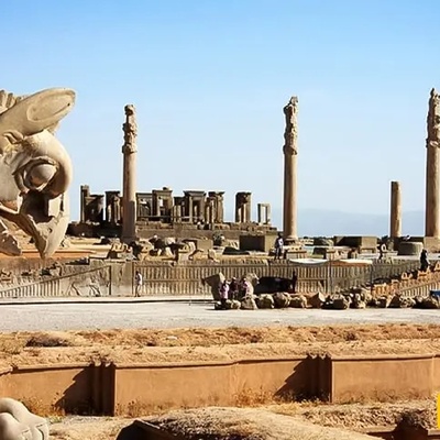Inside the Making of Persepolis: How Achaemenid Engineers Lifted 20-Ton Columns Without Modern Cranes 🤯 — Watching This Will Make You Proud to Be Iranian 😍