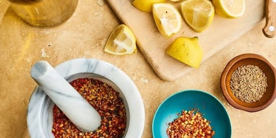 Two Methods for Making Pickled Lemons with Vinegar
