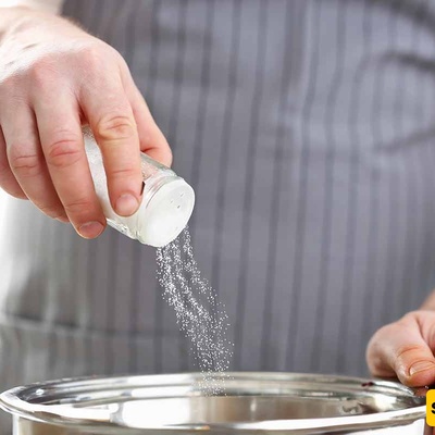 The Best Time to Add Salt to Different Types of Dishes