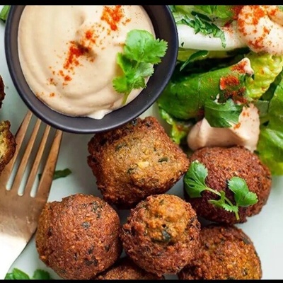 Crispy and Fluffy Homemade Falafel Recipe – Professional Street Food Style