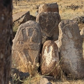 Terrifying Facts About Iran’s Mysterious “Mouthless Humans” Cemetery