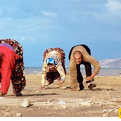 The Bizarre Family in Turkey Who Walk on All Fours! +Photos