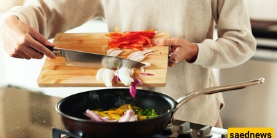 Why Timing Matters When Adding Ingredients While Cooking