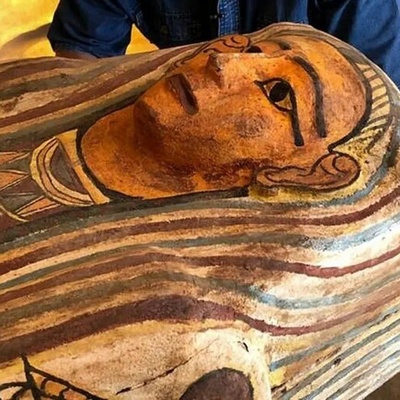 The Moment a 2,500-Year-Old Mummy Was Opened After Centuries—no One Expected it