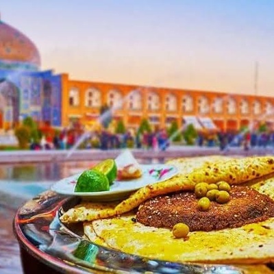 Which Restaurants in Isfahan Are Considered the Best by Locals?