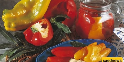 How to Make Bell Pepper Pickles: A Flavorful and Colorful Condiment (+ Pickling Spice Recipe)