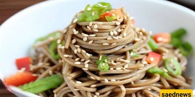 How to Make Sesame Chicken Noodles with Spinach
