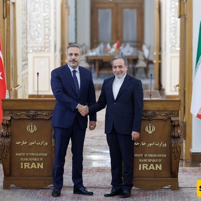 Iran, Turkey FMs Exchange Views on Recent Developments