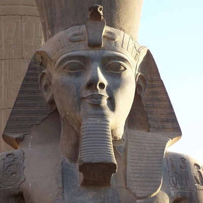 Striking Resemblance Between a Martian Rock and the Statue of Ramses II Sparks Speculation About Ancient Egyptians on Mars