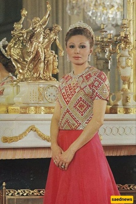 A look at Farah's wedding dress and other such outfits worn by women of the Pahlavi court in Sa'dabad Palace/The world of fashion at the service of Pahlavi's wicked women