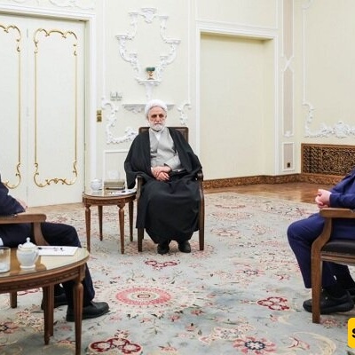 Iran’s Top Officials Convene to Address Rial Depreciation