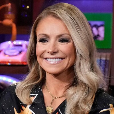 Kelly Ripa Mocks Herself On Being Named Disney Legend