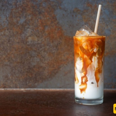 How to Make a Café-Style Iced Caramel Macchiato in 4 Simple Steps