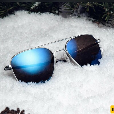 Why Is It Important To Wear Sunglasses In Winter?