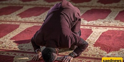 Why Do Men Stand In Front Of Women During Prayer?