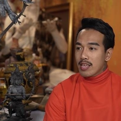 A Man Who Has 8 Wives in One House