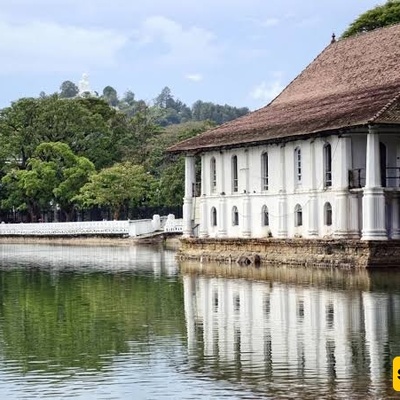 Buddha’s Tooth Temple in Sri Lanka: Everything You Need to Know Before You Visit