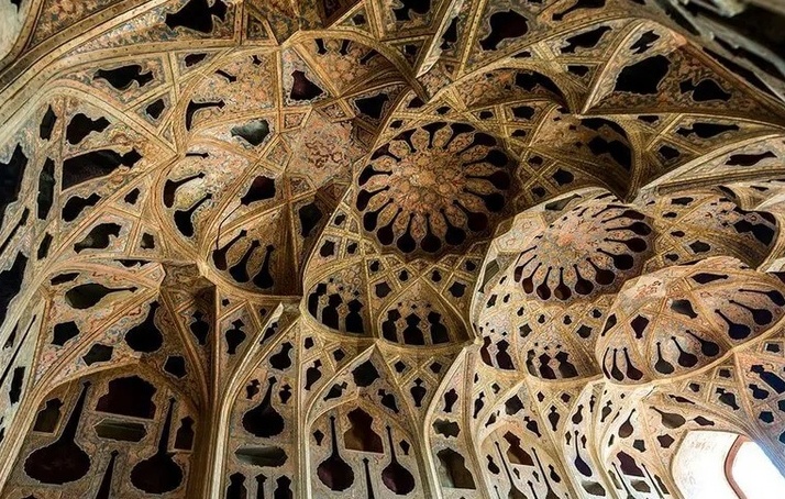 Ali Qapu Palace 