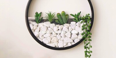 Chic and Cool Ideas for Wall Planters / Say Goodbye to Empty and Dull Walls