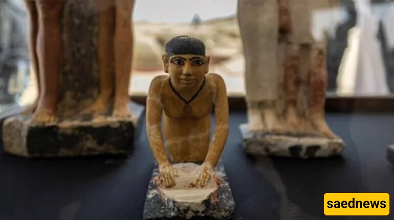 Discovery of a 4,300-Year-Old Mummy Covered in Gold from a Deep Well Alongside 3 Tombs! +Photos
