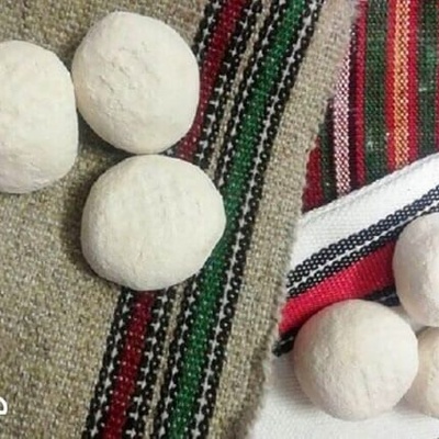 From the Benefits of Sefid Ab to the Harmful Effects of Roshour + Sefid Ab Face Mask