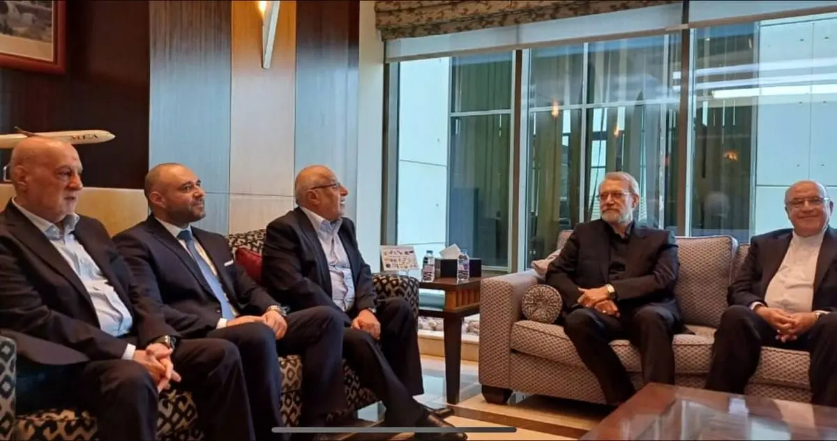 Why did Larijani, during his visit to Beirut, meet with Lebanese government officials before meeting with Hezbollah authorities?