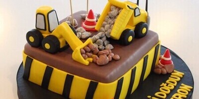 On The Occasion Of Labor Day: The Amazing Creativity Of Master Confectioner In Designing A Special Themed Cake For Labor Day + Photo.