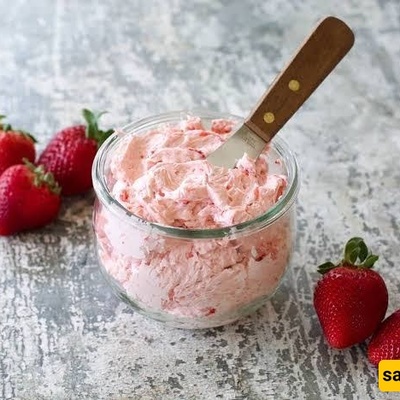 The Simplest Way to Make Delicious and Professional Strawberry Butter