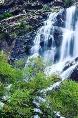VIDEO: Taf Waterfall in Lorestan; Land of Iranian Waterfalls