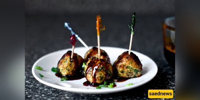Scallion Meatballs with Soy-Ginger Glaze — bite-sized turkey meatballs finished in a sticky, savoury glaze