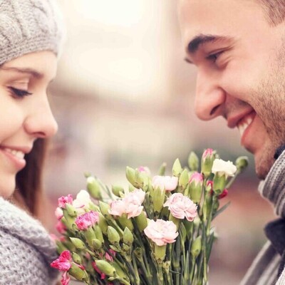 With These 11 Tips, Make Your Husband Crazy About You; So That He's Always Seeking Your Love