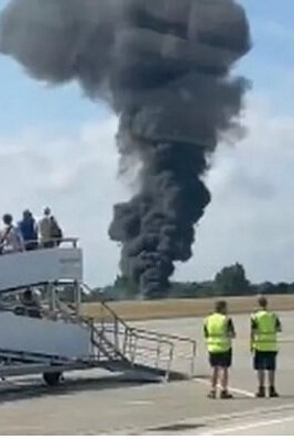 Fireball Erupts At London Airport After Plane Crash (+VIDEO)