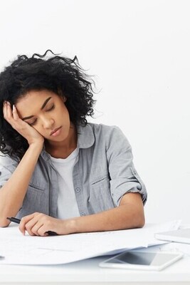 Why Am I Always Tired and Lacking Energy? / Causes and Symptoms of Persistent Fatigue + Solutions