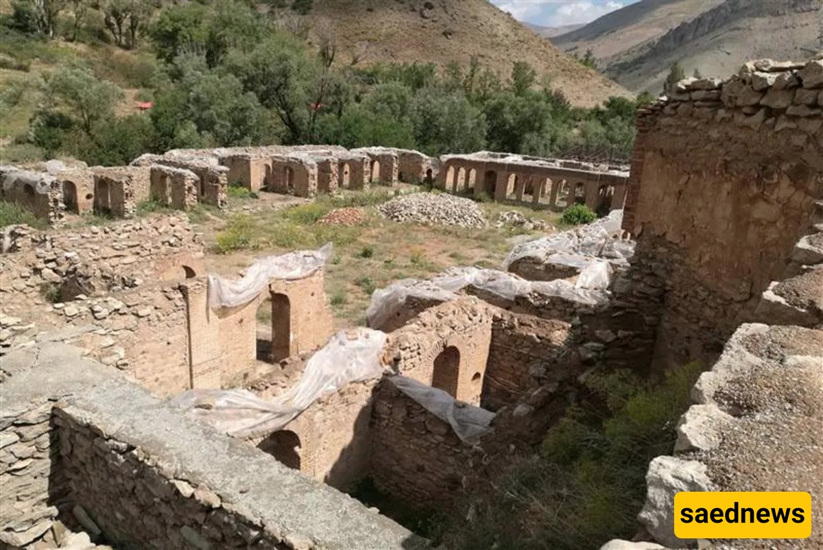 Shahrestanak Palace