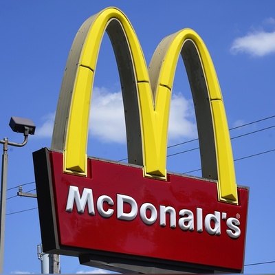 The Campaign That Tasted Like Victory: How McDonald’s Dominated the Market with the Biggest Ad Push in Its History
