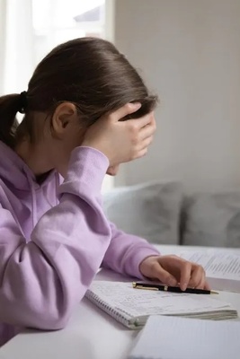 Behaviors That Increase Hidden Anxiety In Children