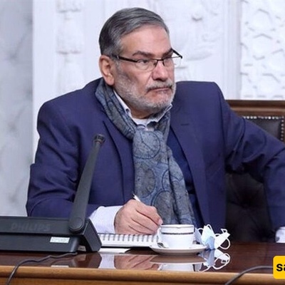 Leader’s Defense Advisor Warns Persian Gulf Bloc Not to Cross Key Red Lines