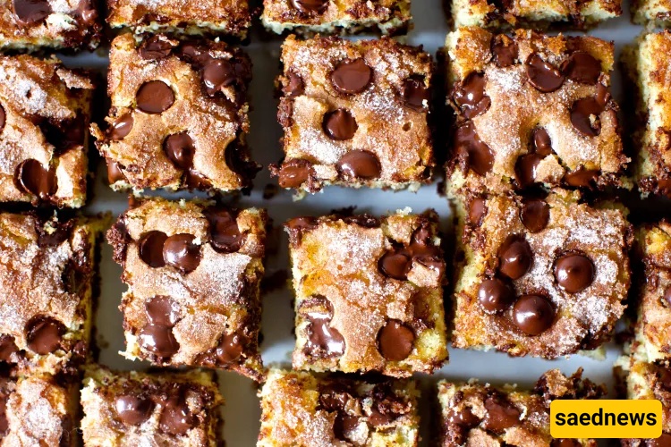 (VIDEO)This Chocolate Chip Sour Cream Coffee Cake Will Ruin Every Other Coffee Cake for You