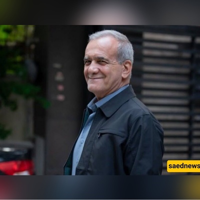 “Caught on Camera: Pezeshkian’s Enigmatic Smile at Supreme Leader During Diplomatic Debut”
