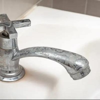 How To Remove Water Stains From Faucets Easily