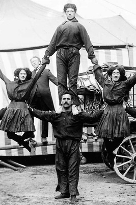 Acrobatics and Tightrope Walking in the Qajar Era: When the Sky Became the People's Stage